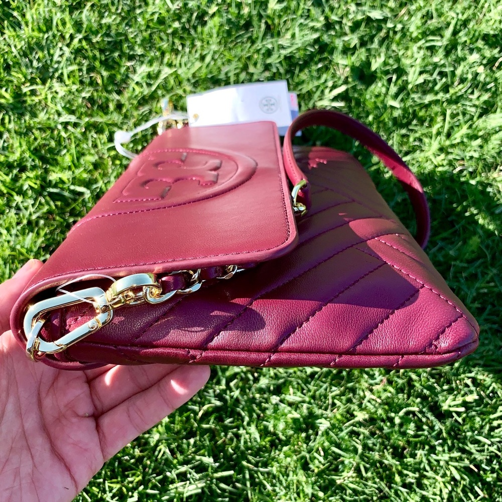 Tory Burch Alexa Leather Envelope Clutch Crossbody - Picture 8 of 8
